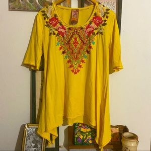 Johnny Was tunic size M